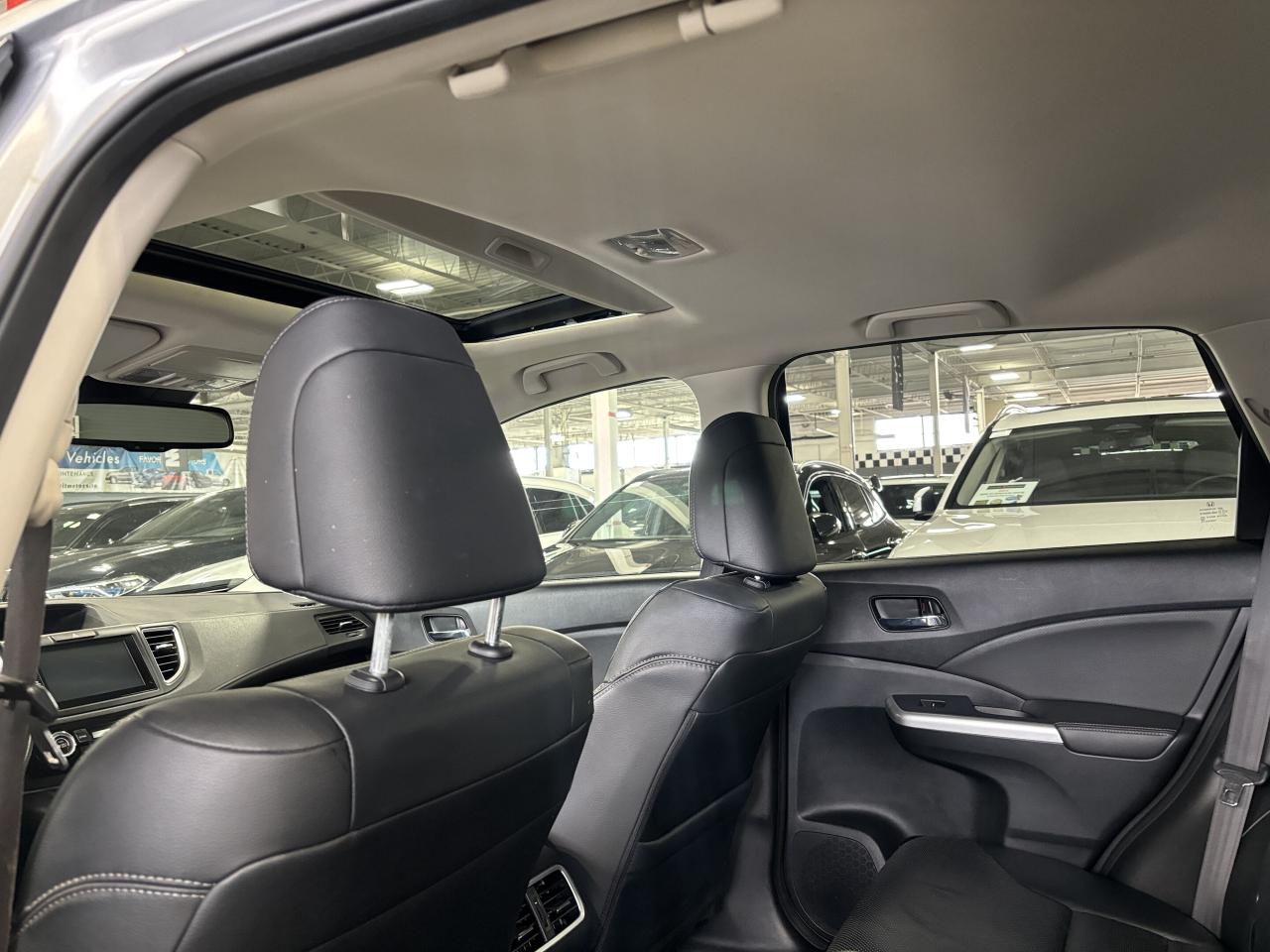 2016 Honda CR-V Touring|AWD|NAV|WOOD|LEATHER|ALLOYS|SUNROOF|+++ - Photo #5