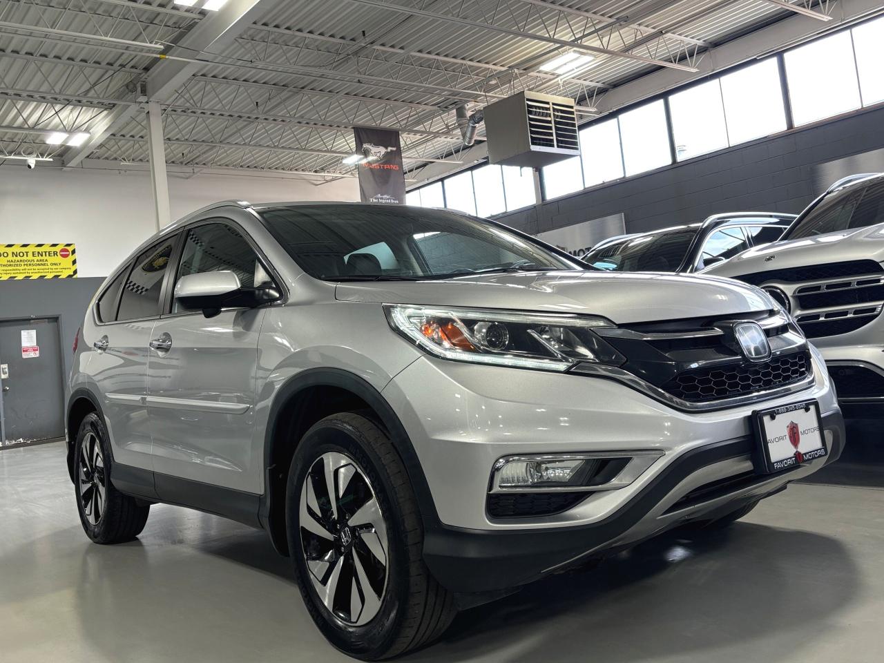 2016 Honda CR-V Touring|AWD|NAV|WOOD|LEATHER|ALLOYS|SUNROOF|+++ - Photo #2