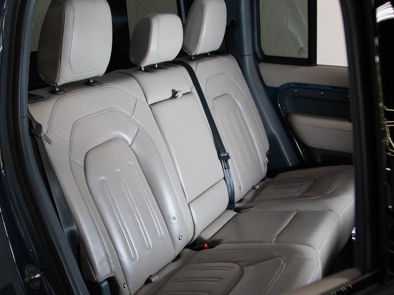 2020 Land Rover Defender P400 | HSE | 110 | MERIDIAN | 20" WHEELS | PANO Photo