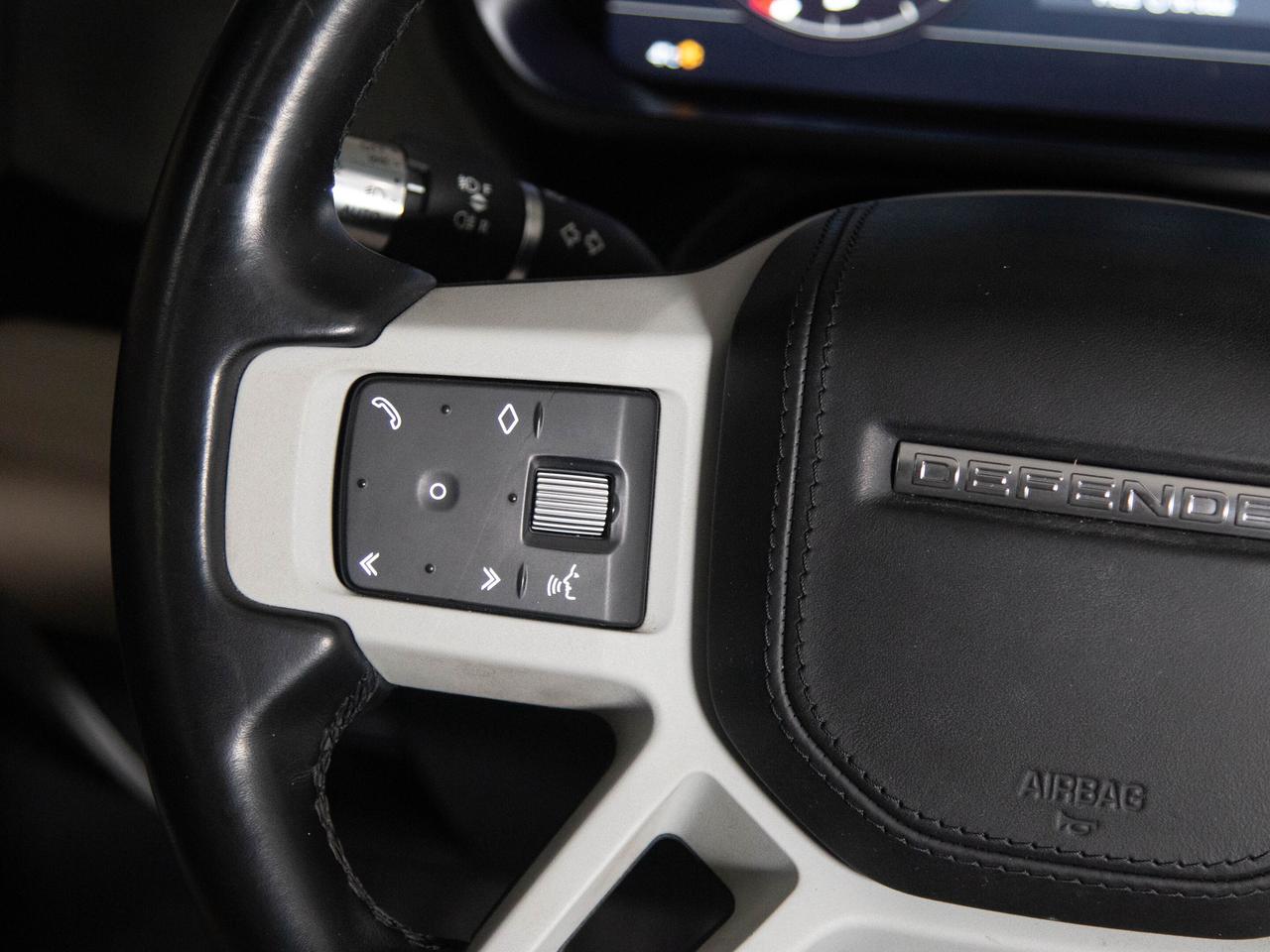 2020 Land Rover Defender P400 | HSE | 110 | MERIDIAN | 20" WHEELS | PANO Photo