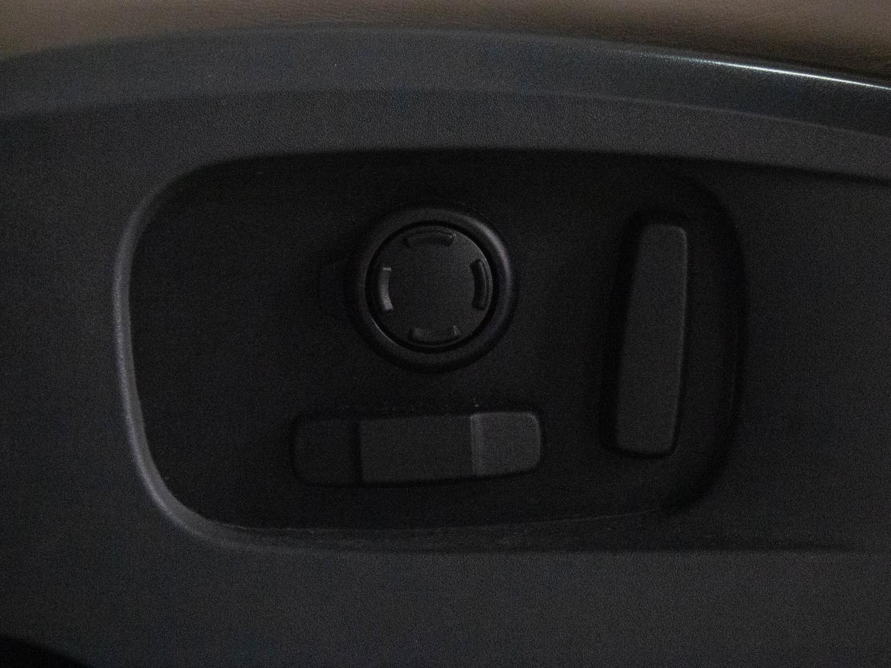 2020 Land Rover Defender P400 | HSE | 110 | MERIDIAN | 20" WHEELS | PANO Photo