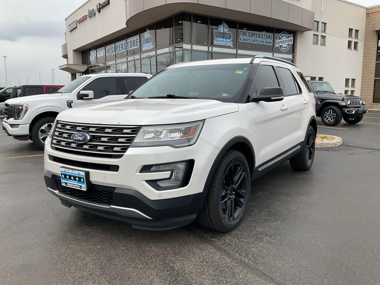 Used 2016 Ford Explorer XLT for sale in Windsor, ON