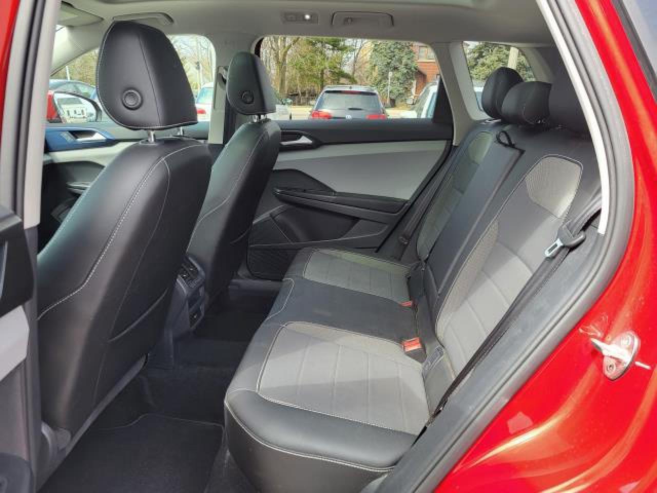 2023 Volkswagen Taos Comfortline Photo17