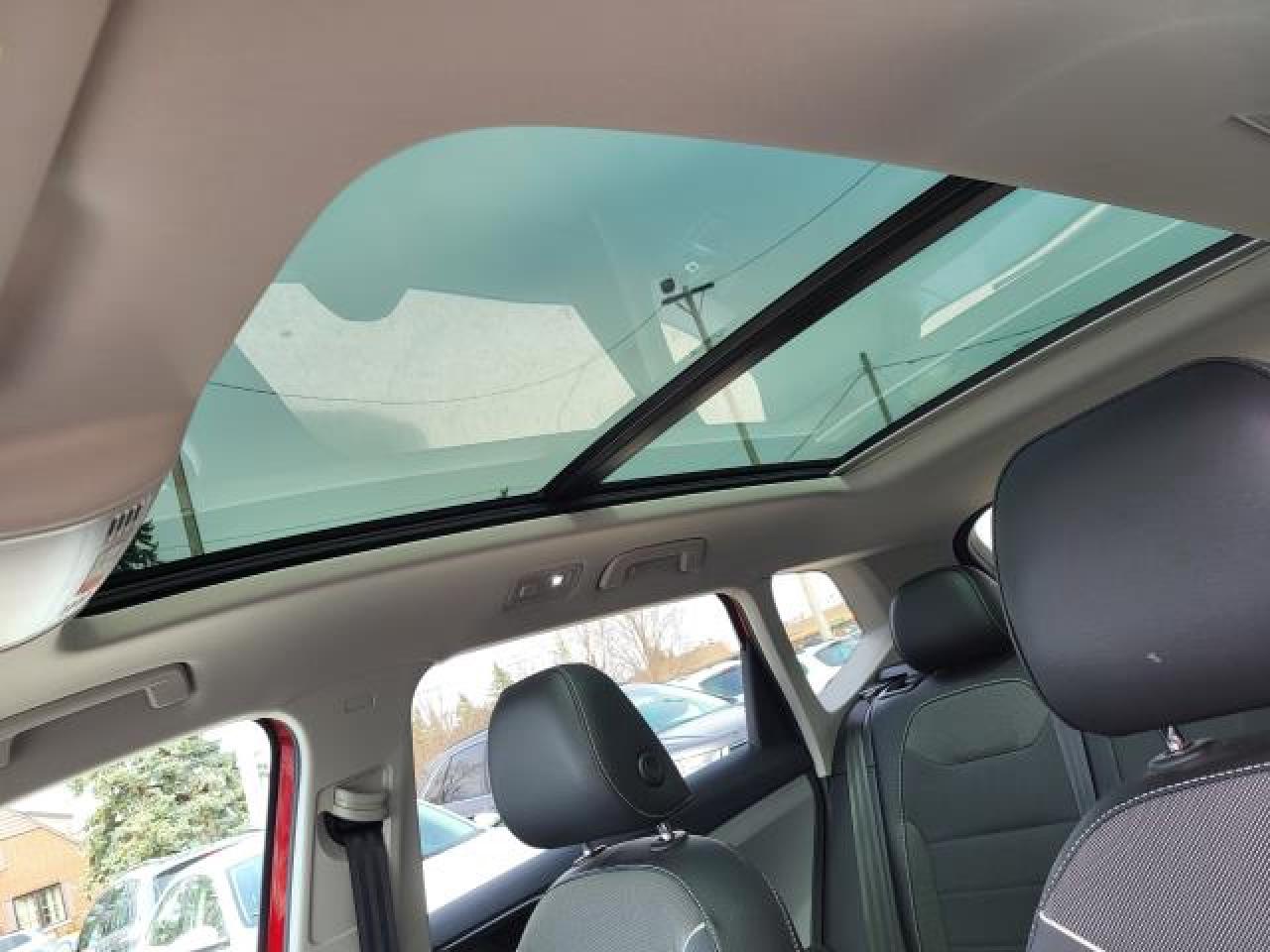 2023 Volkswagen Taos Comfortline Photo38