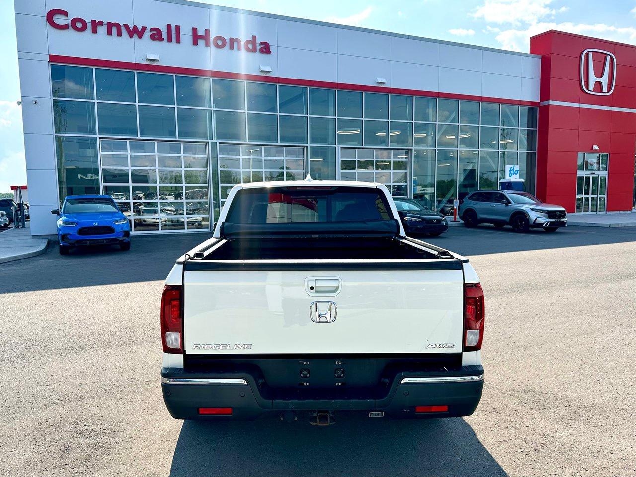 2019 Honda Ridgeline EX-L Photo4