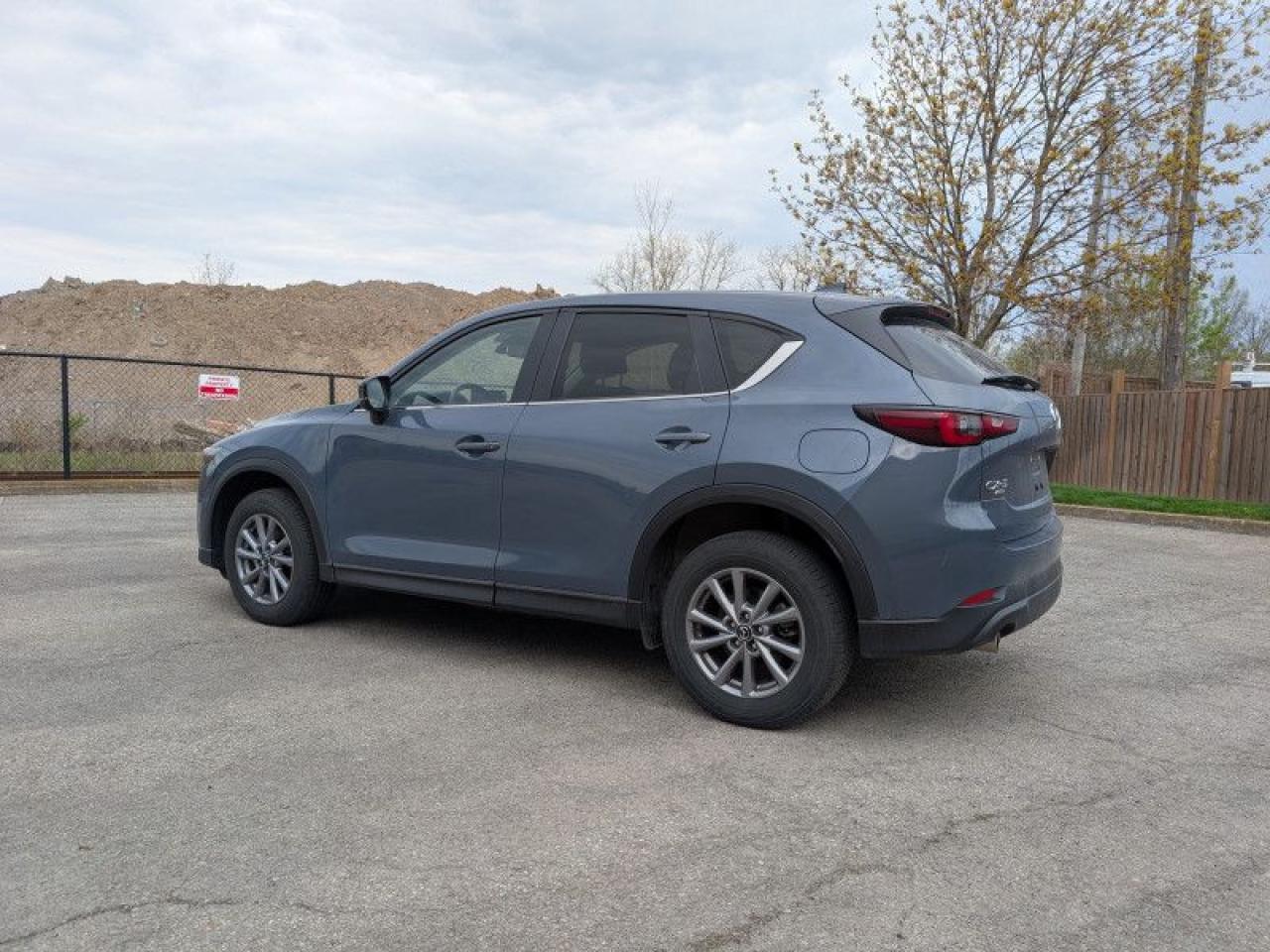 2024 Mazda CX-5 GS  **HEATED SW - POWER GATE** Photo2