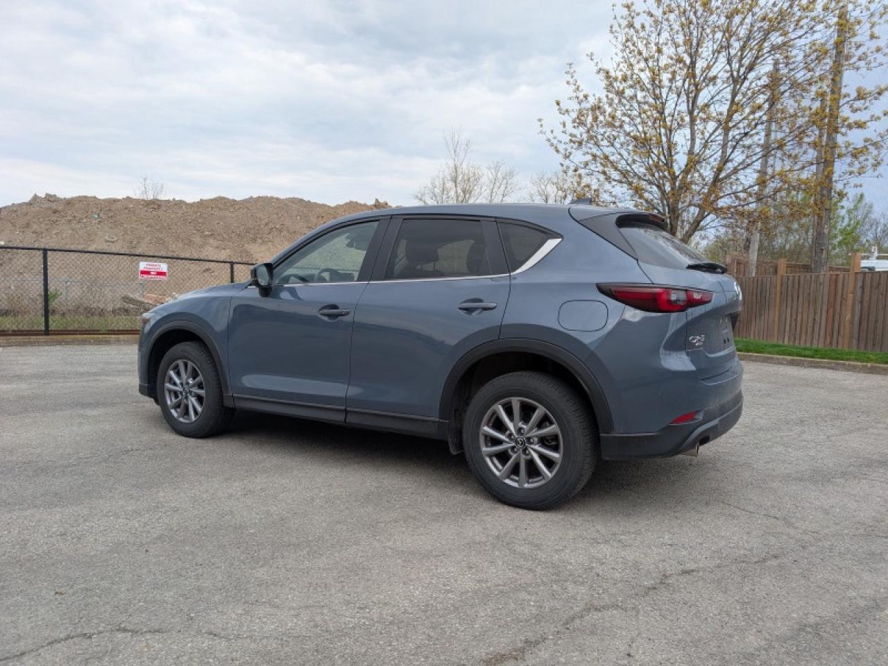 2024 Mazda CX-5 GS  **HEATED SW - POWER GATE** Photo2