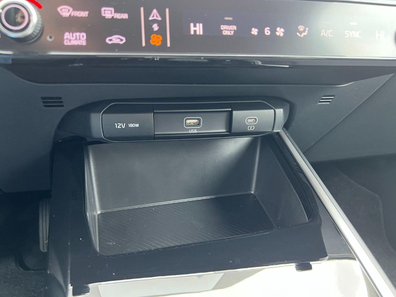 2025 Kia Niro PHEV LX Photo