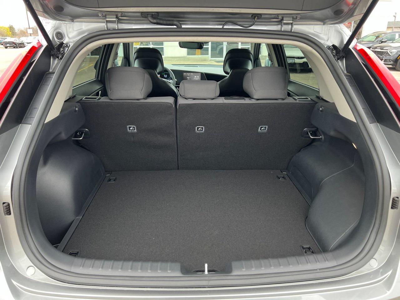 2025 Kia Niro PHEV LX Photo