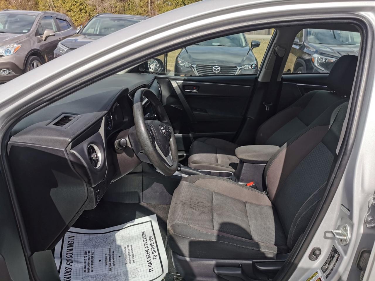2019 Toyota Corolla L 1.8L - Photo #12