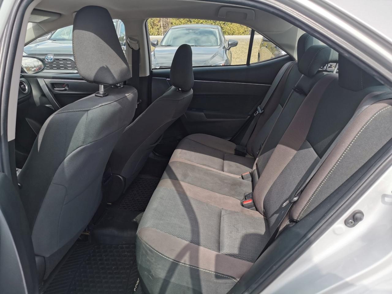 2019 Toyota Corolla L 1.8L - Photo #15