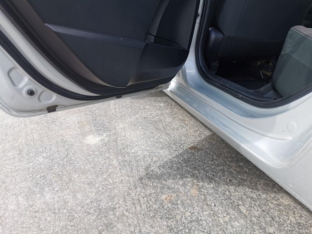 2019 Toyota Corolla L 1.8L - Photo #16