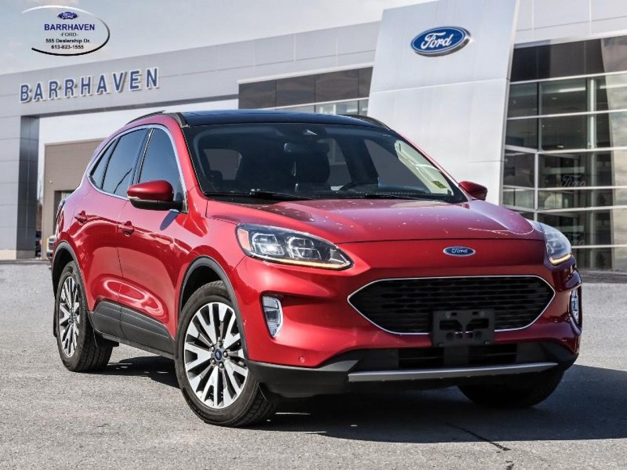 Used 2020 Ford Escape Titanium Hybrid for sale in Ottawa, ON