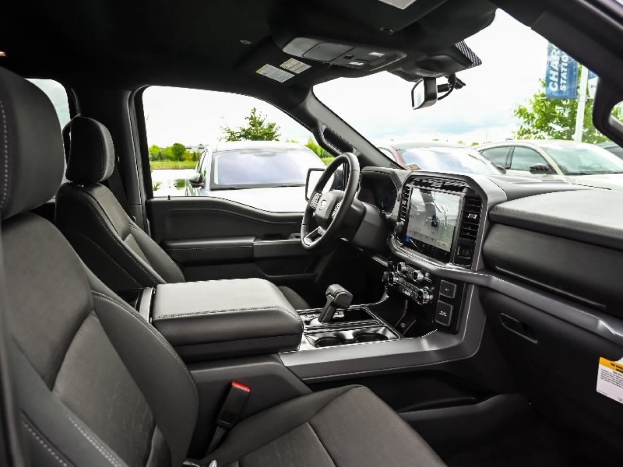 2025 Ford F-150 XLT Photo