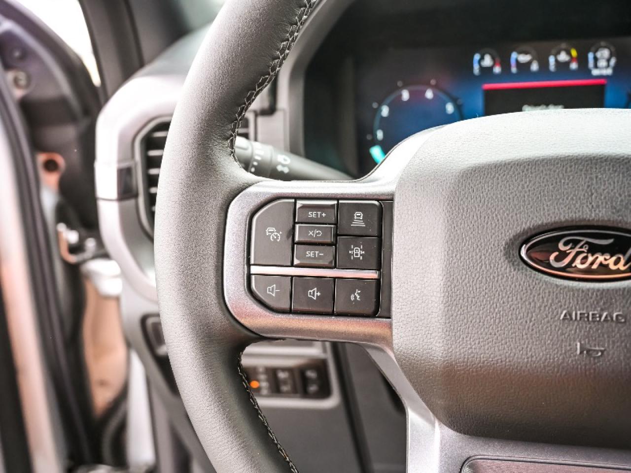 2025 Ford F-150 XLT Photo