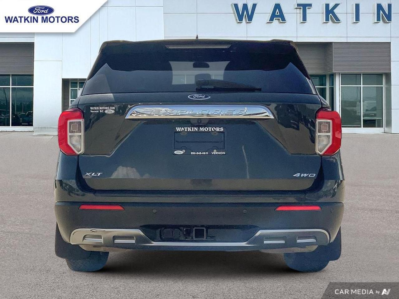 2022 Ford Explorer XLT Photo3