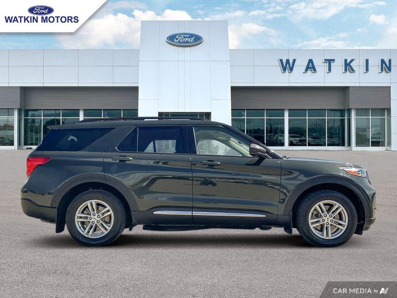 2022 Ford Explorer XLT Photo5