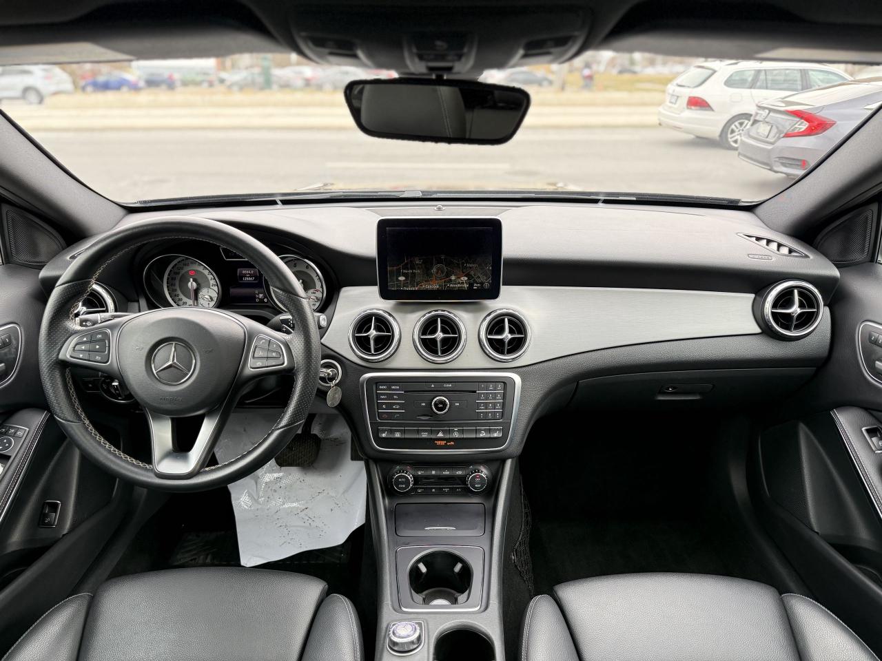 2016 Mercedes-Benz GLA //AMG | PREMIUM | PANO | NAVI | - Photo #16