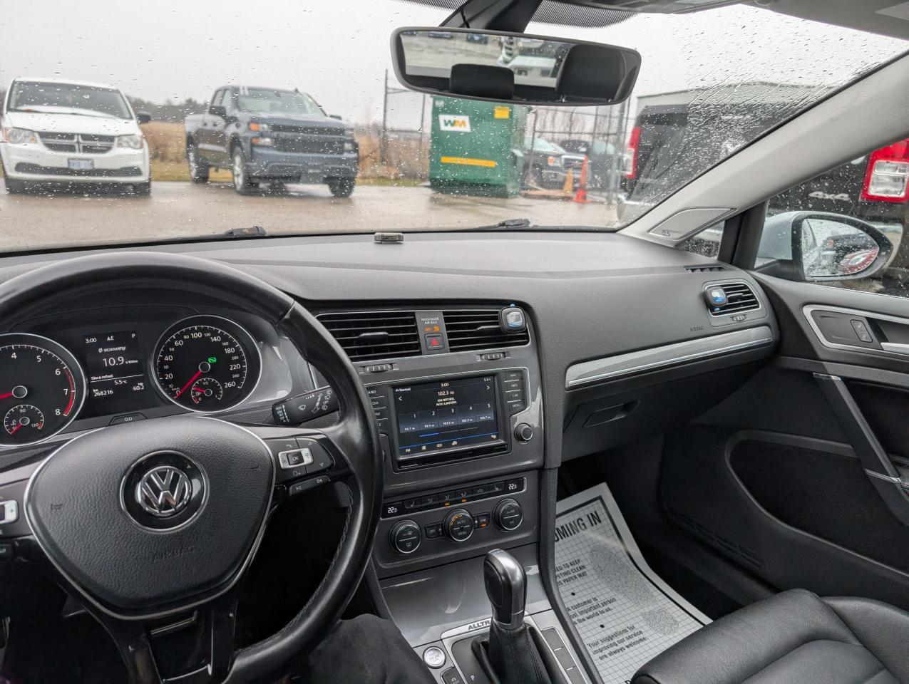 2017 Volkswagen Golf Alltrack  - Photo #9