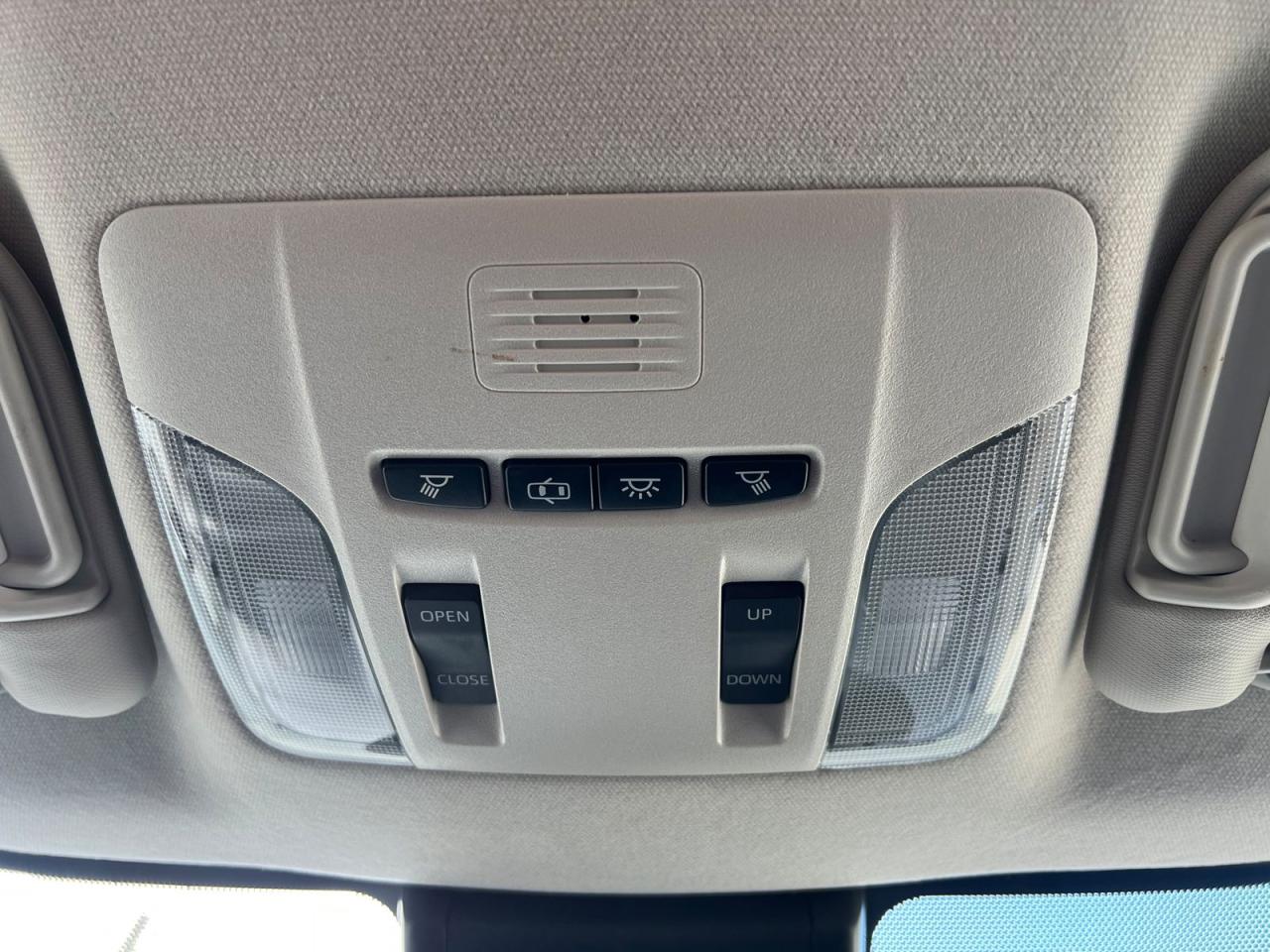 2021 Toyota Corolla LE - Photo #19