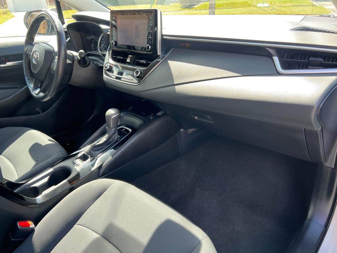 2021 Toyota Corolla LE - Photo #35