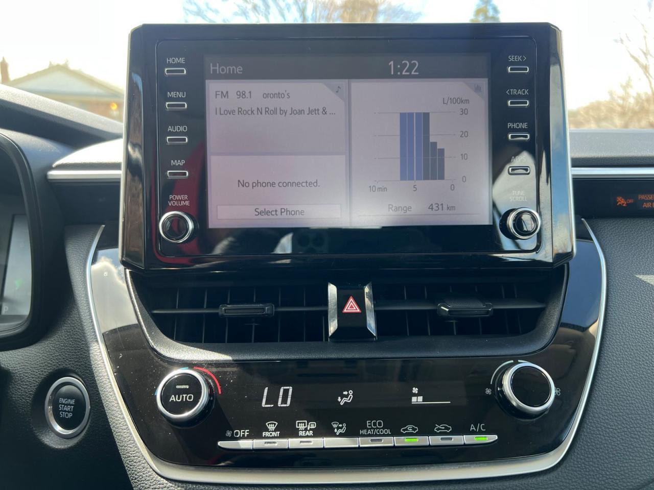 2021 Toyota Corolla LE - Photo #12