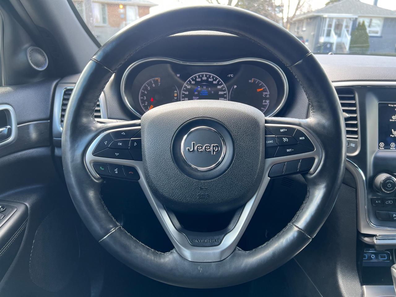 2018 Jeep Grand Cherokee LAREDO 4WD - Photo #19