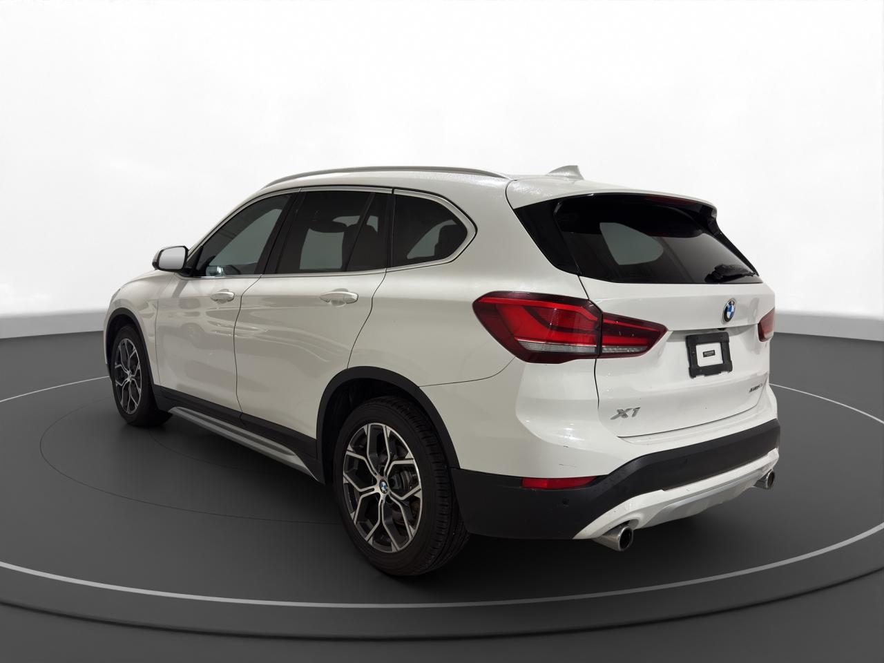 2021 BMW X1 xDrive28i - Photo #7