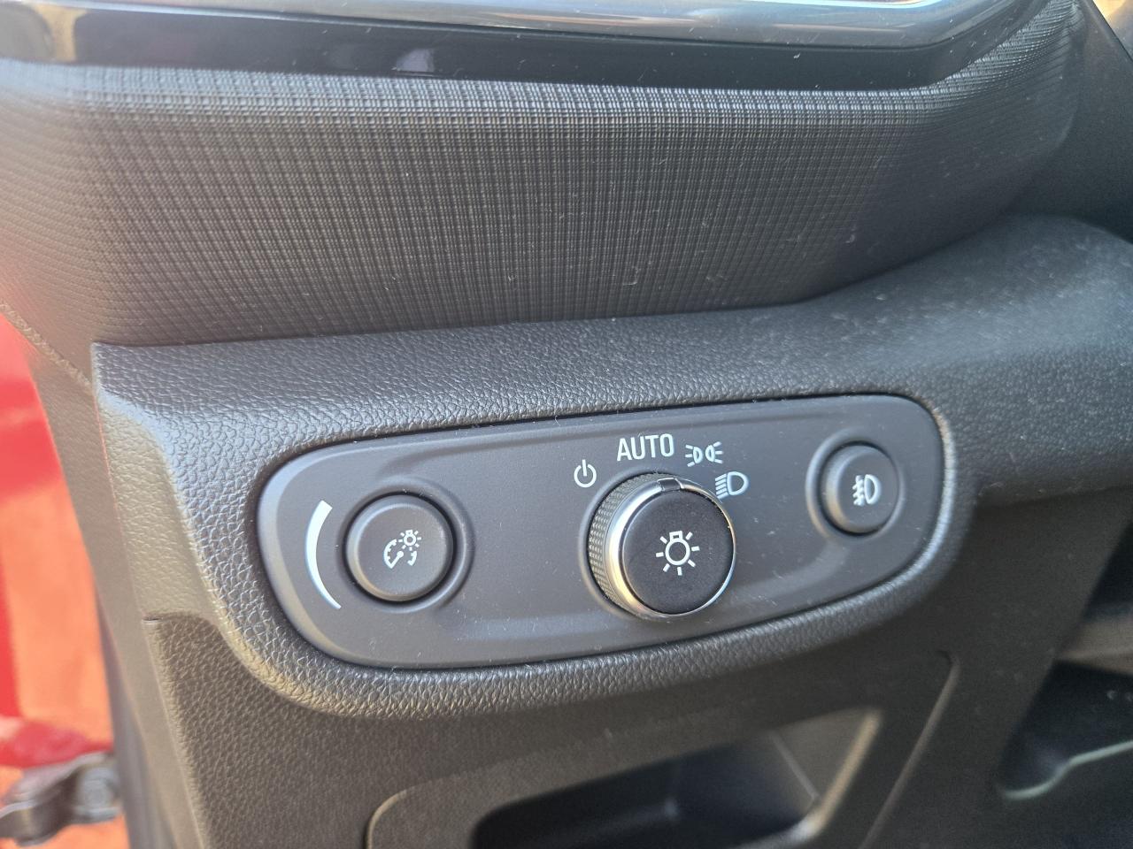2022 Chevrolet TrailBlazer FRONT WHEEL DRIVE.  4dr LT - Photo #18
