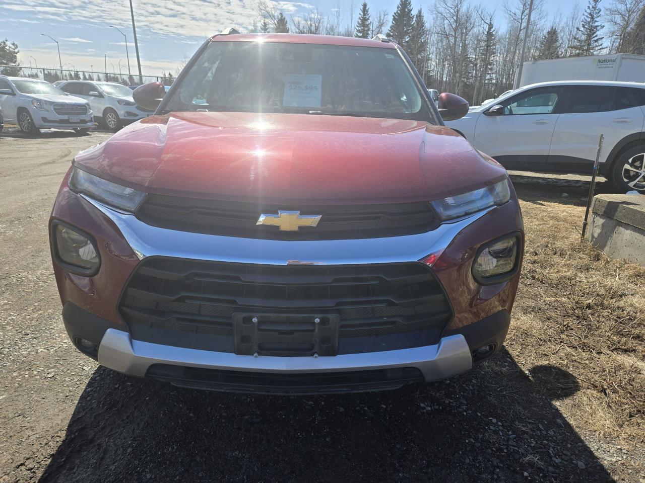2022 Chevrolet TrailBlazer FRONT WHEEL DRIVE.  4dr LT - Photo #2