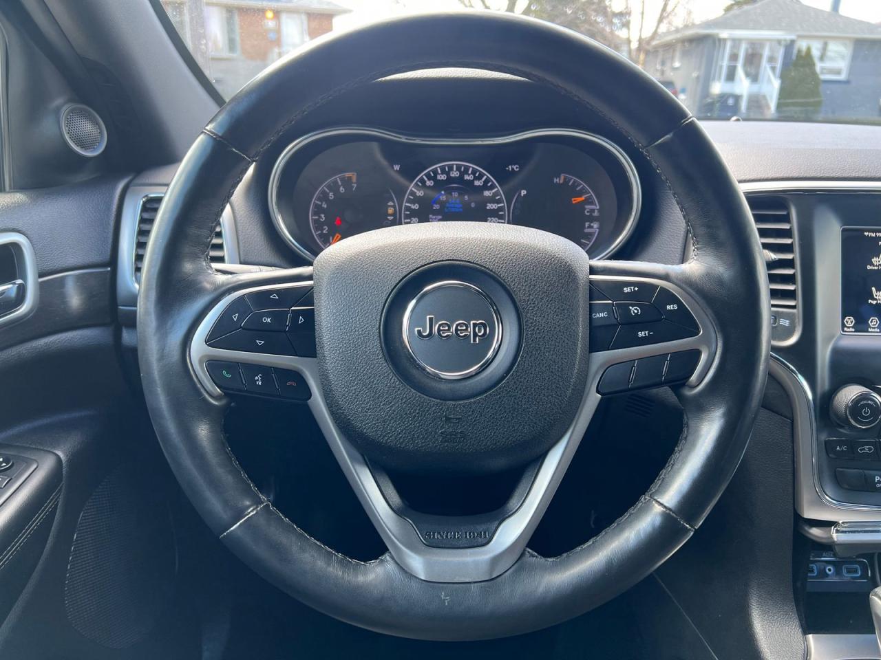2018 Jeep Grand Cherokee LAREDO 4WD - Photo #19