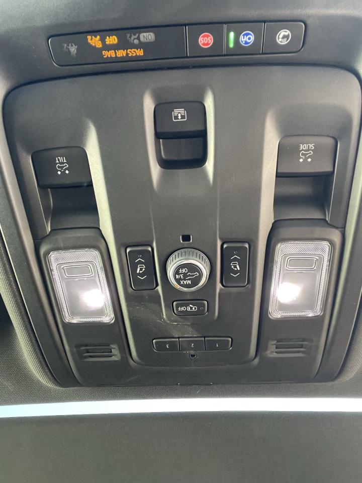 2023 Cadillac Escalade 4WD Premium Luxury - Photo #24