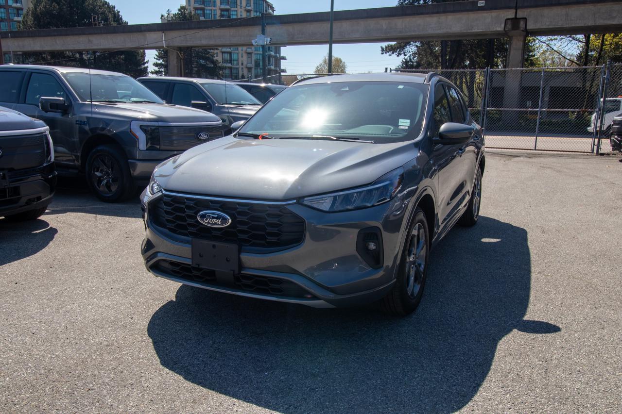 <p>Experience peace of mind with our Buy With Confidence program! This vehicle comes with a 30-day/2,000 km exchange, a complimentary 6-month powertrain warranty (if the factory powertrain warranty has expired, personal-use vehicles only), comprehensive mechanical and safety inspection, Carfax report, and full disclosure. We are committed to transparent pricing. The advertised price excludes fees: $699 Documentation, $349 Registration/Insurance Transfer, $695 Finance Administration Fee (if applicable), and taxes. As BCs #1 Volume Dealer and #1 for Customer Experience on DealerRater, we prioritize your satisfaction. See Key West Ford for complete details. Book your test drive today!  Dealer #7485</p>