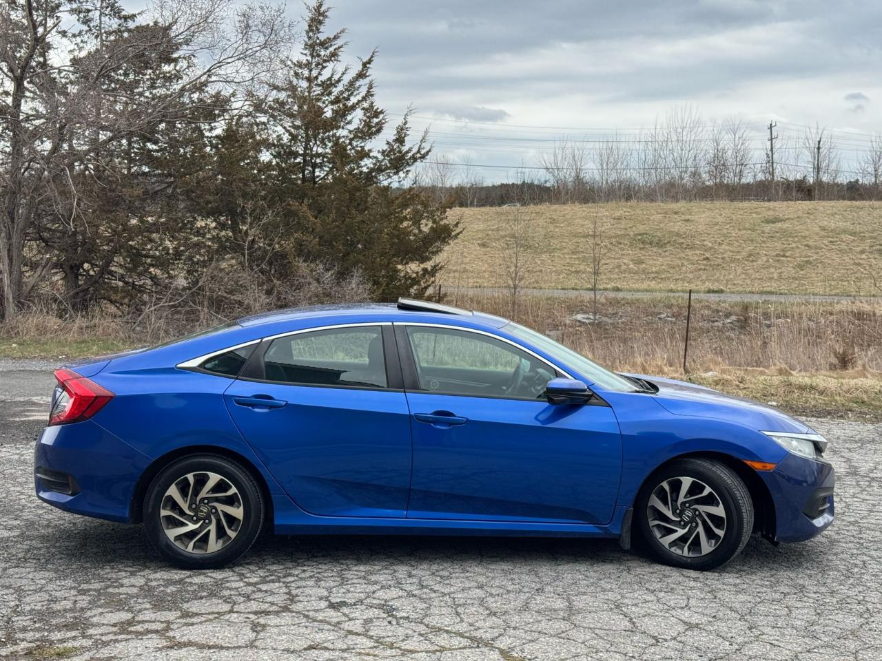 2016 Honda Civic EX | SUNROOF | BACKUP CAM | ALLOYS | CARPLAY | Photo5