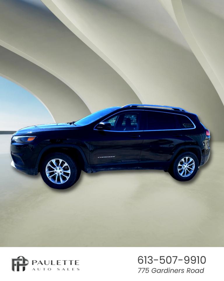 2019 Jeep Cherokee  - Photo #2