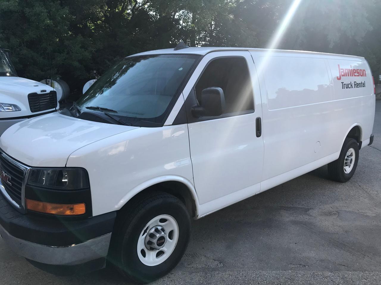 2025 Chevrolet Express Cargo Van RWD 2500 155" Photo