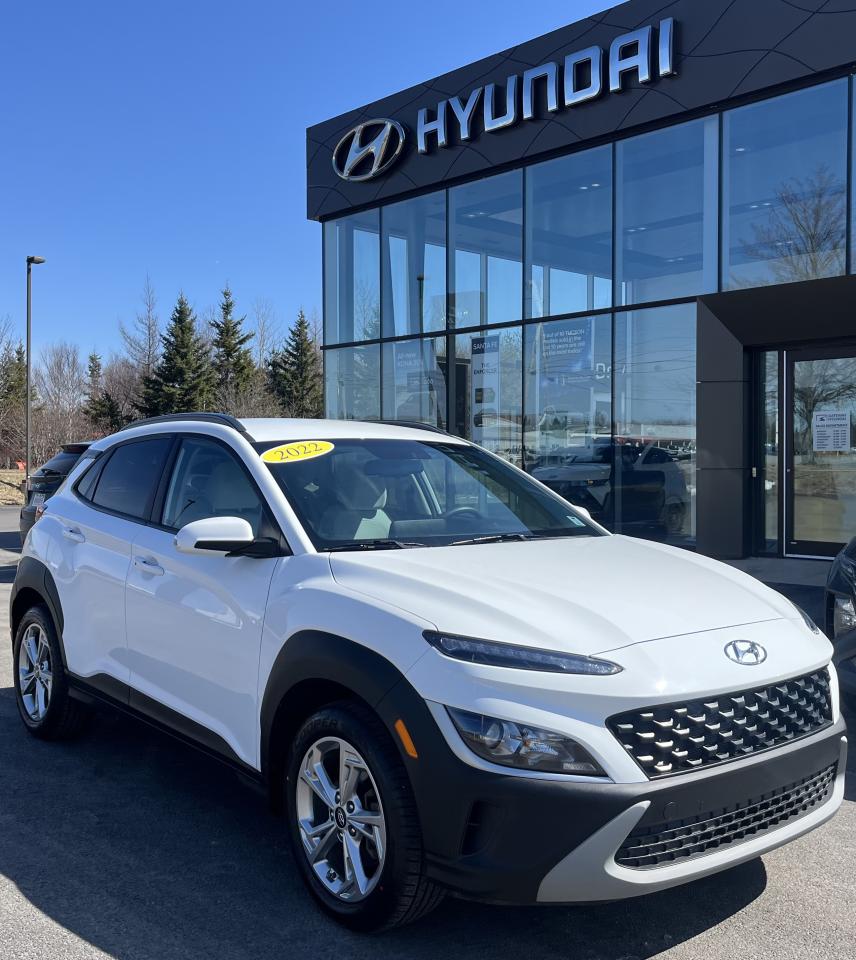 2022 Hyundai KONA SEL/SE