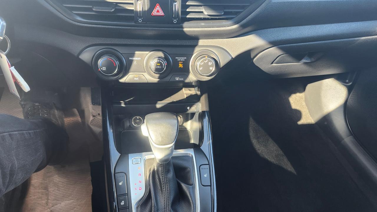 2021 Kia Forte Auto EX Htd Seats/Steering, BU Cam, Sunroof, BT - Photo #15