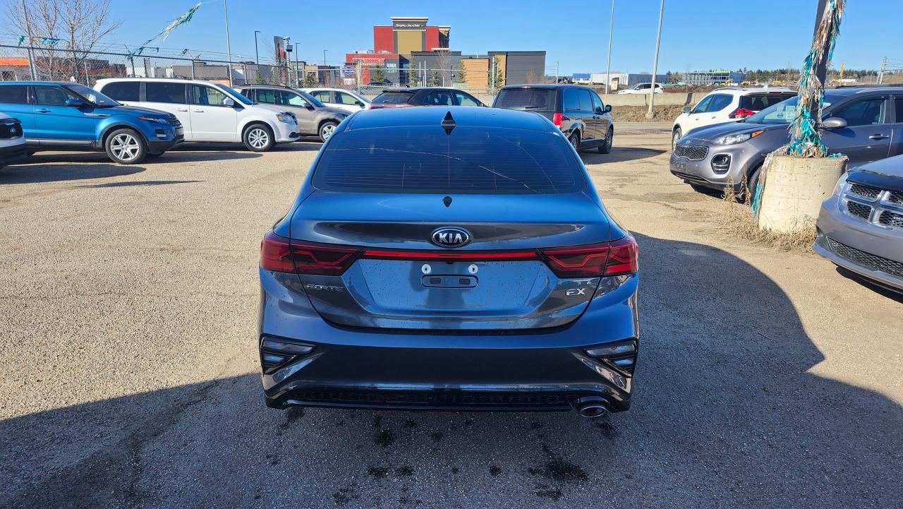 2021 Kia Forte Auto EX Htd Seats/Steering, BU Cam, Sunroof, BT - Photo #5