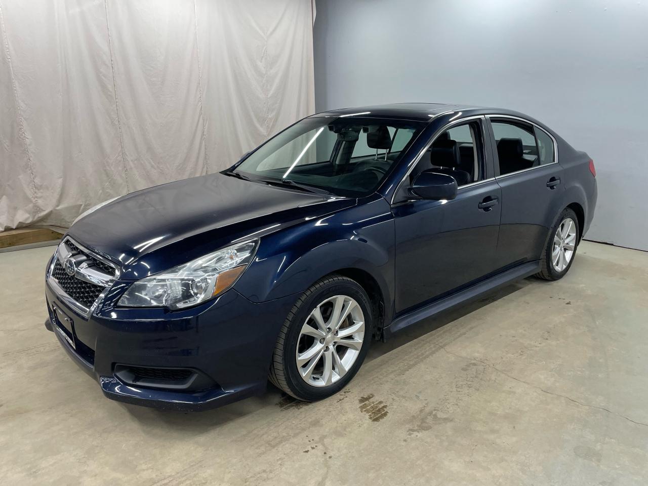 2014 Subaru Legacy 3.6R Limited Photo3