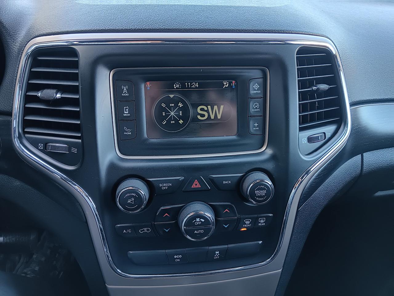 2015 Jeep Grand Cherokee 4X4, Leather, Remote, Tow Package - Photo #19