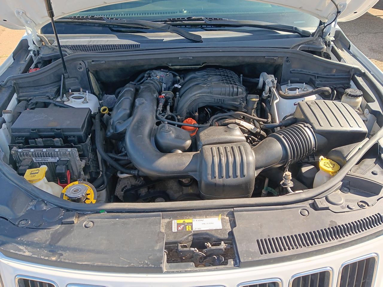 2015 Jeep Grand Cherokee 4X4, Leather, Remote, Tow Package - Photo #5
