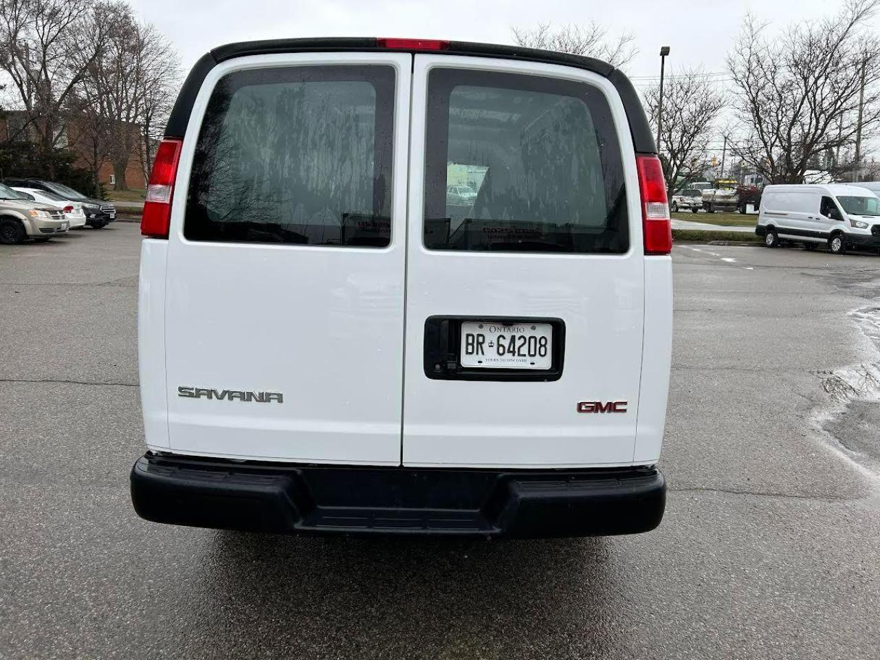 2024 GMC Savana Cargo Van RWD 2500 135" - Photo #2