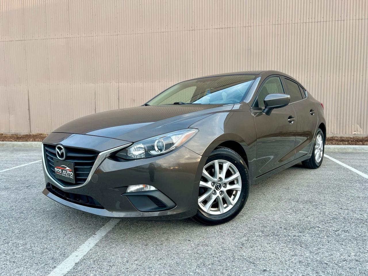 2014 Mazda MAZDA3 GS-SKY - Photo #1
