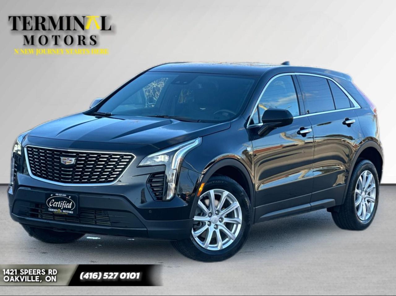 2023 Cadillac XT4 AWD Luxury - Photo #2