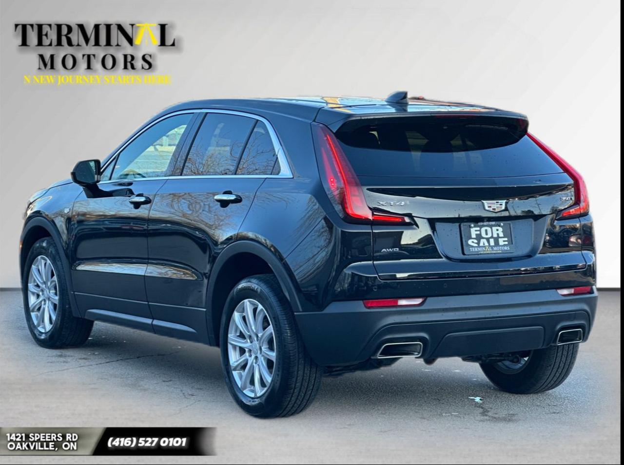 2023 Cadillac XT4 AWD Luxury - Photo #5