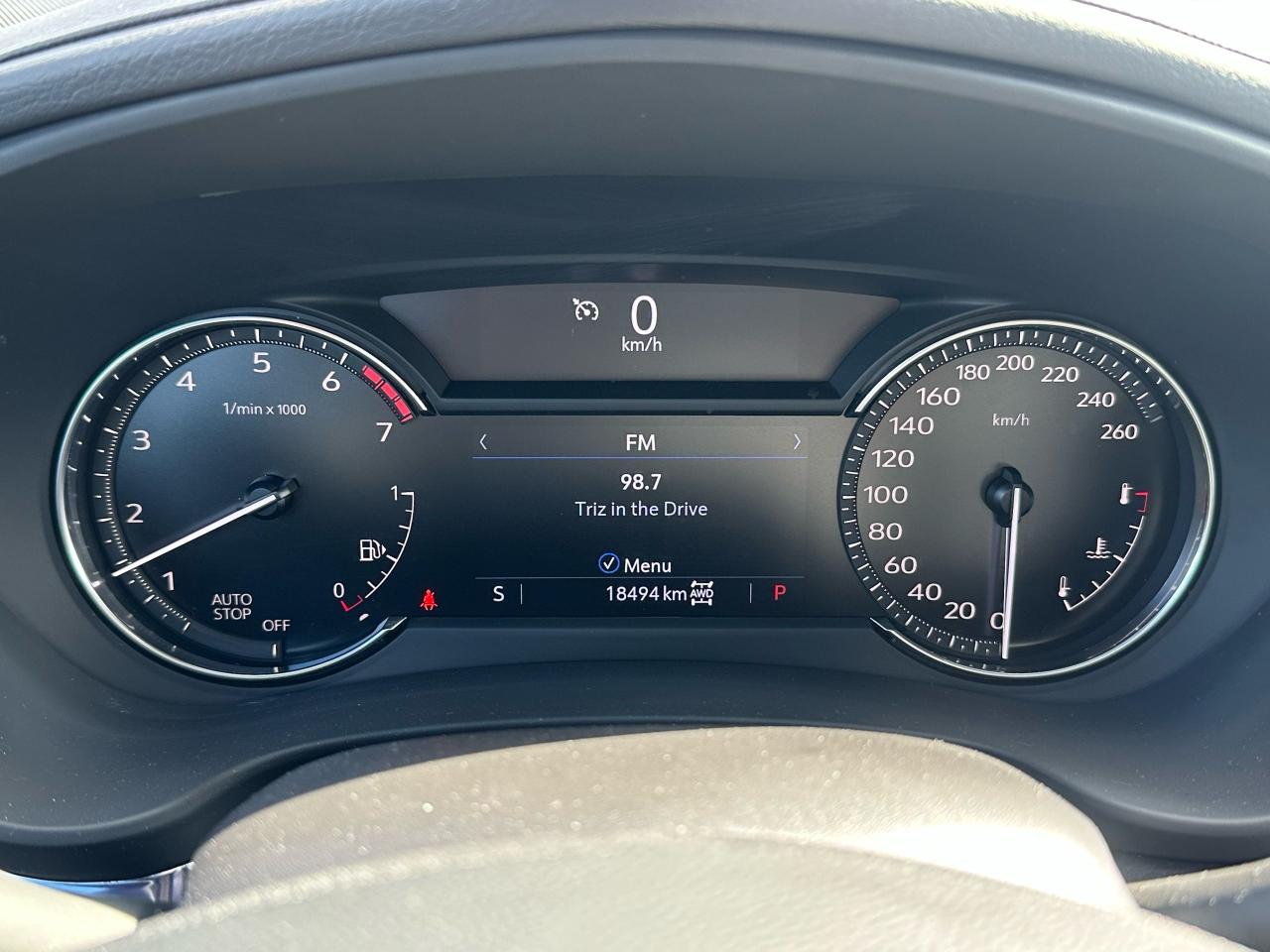 2023 Cadillac XT4 AWD Luxury - Photo #8
