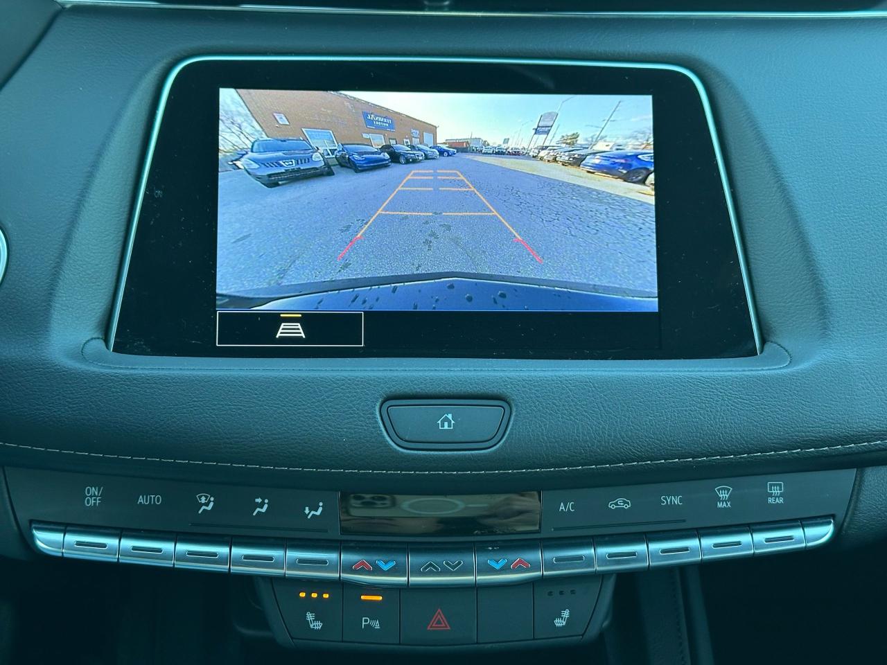 2023 Cadillac XT4 AWD Luxury - Photo #15