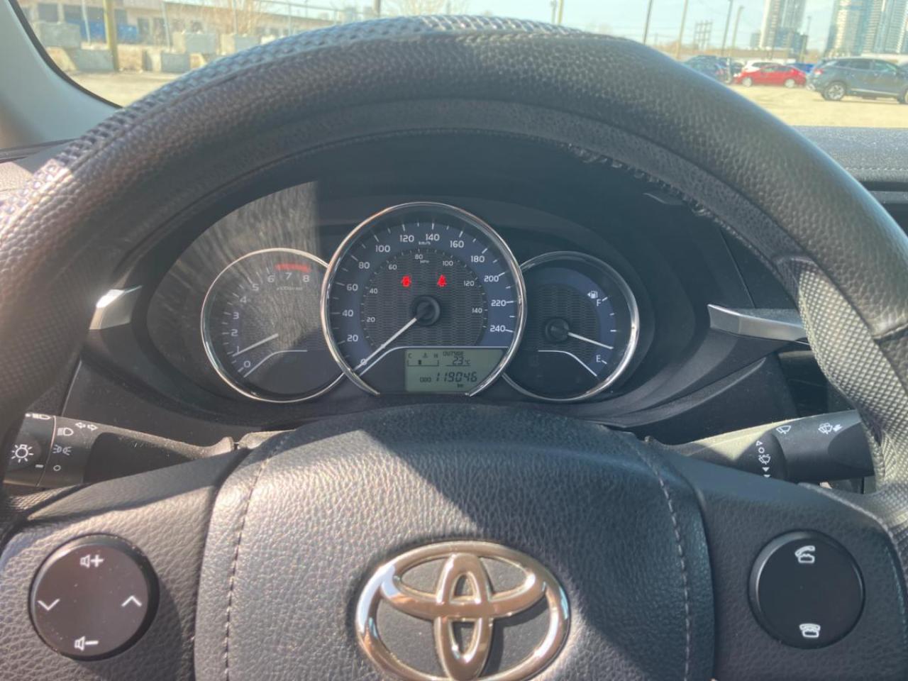 2014 Toyota Corolla 4dr Sdn Man CE Clean CarFax Financing Trades OK! Photo2