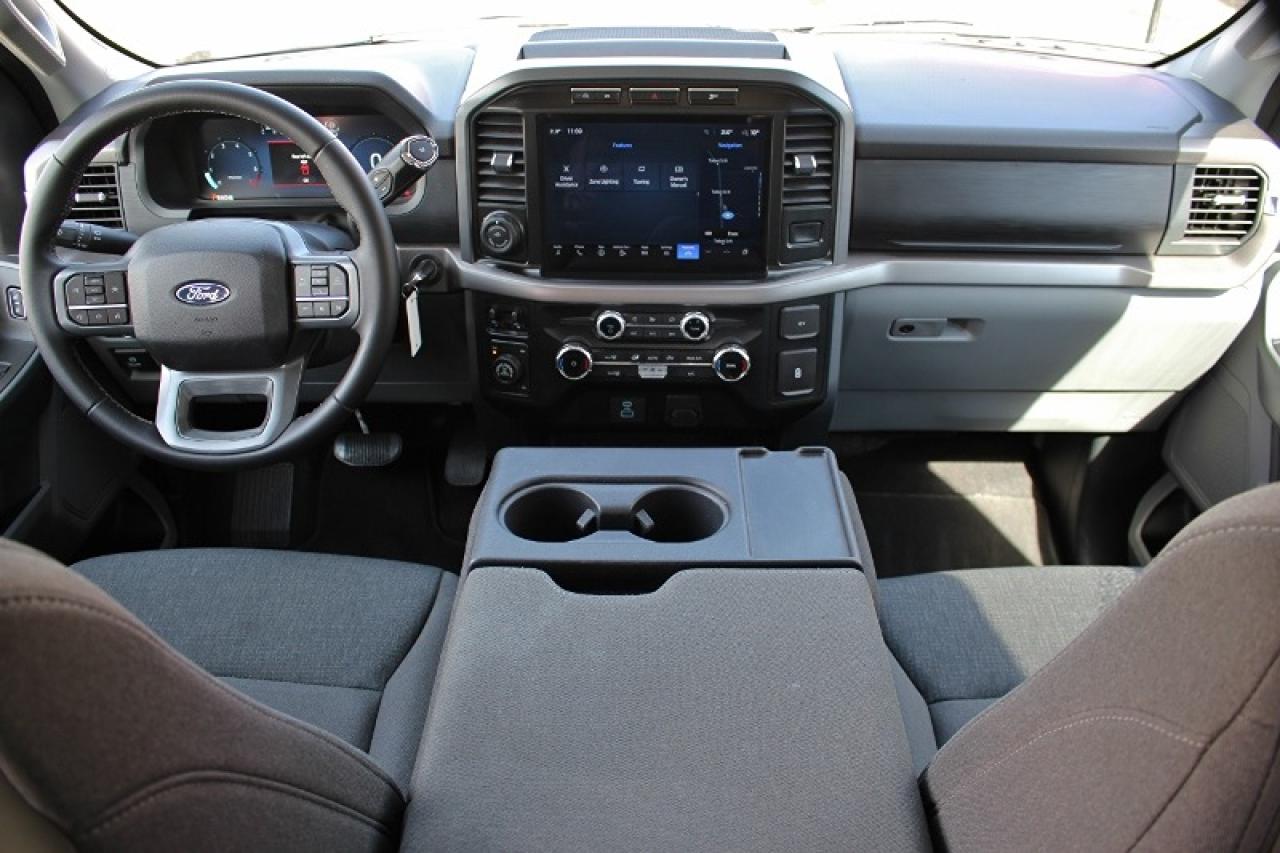 2024 Ford F-150 XLT*Low K's*4x4*CarPlay*Rear Cam*Six Seats - Photo #10
